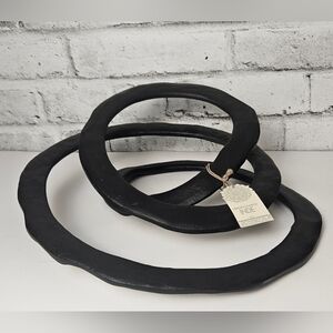 Modern Infinity Loop Sculpture Black Stoneware Décor Handcrafted India